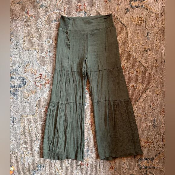 Nanette Lepore Olive Green Wide-Leg Pants - Picture 1 of 6